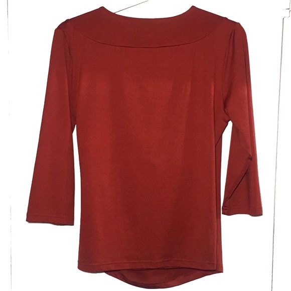 DANIER Red Deep-Cut Top 3/4 Sleeve Blouse - Picture 7 of 8